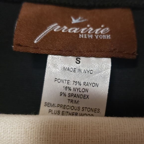 Women's Fancy Pearl Tank - Picture 3 of 3